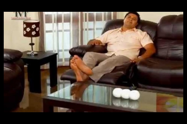 Damro Sofa Commercial